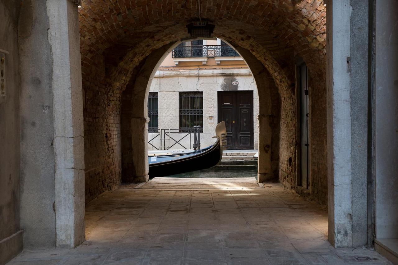 Italiahaus - Ca' Olivo Loft With Canal View In Rialto Venice Apartment Luaran gambar
